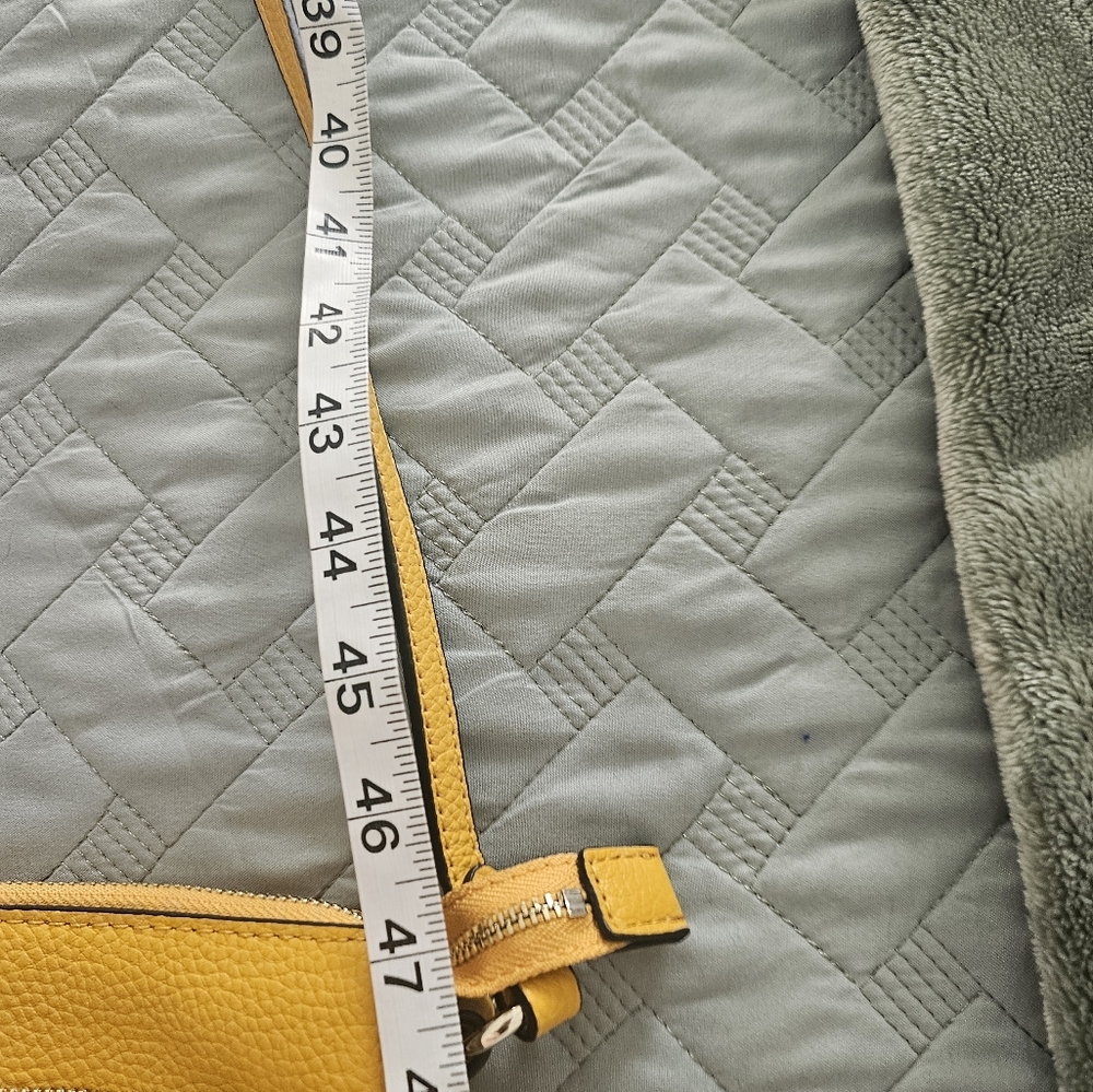Vince Camuto Gold Yellow Crossbody Bag - Picture 5 of 7